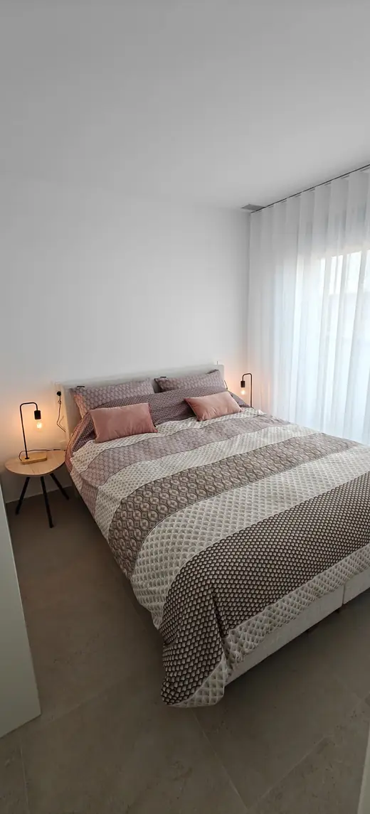 Slaapkamer 1 - Gastenkamer beneden, foto 6