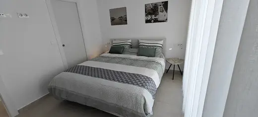 Slaapkamer 2 - Master bedroom, foto 3